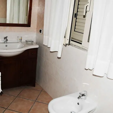 Guest house Derosas House